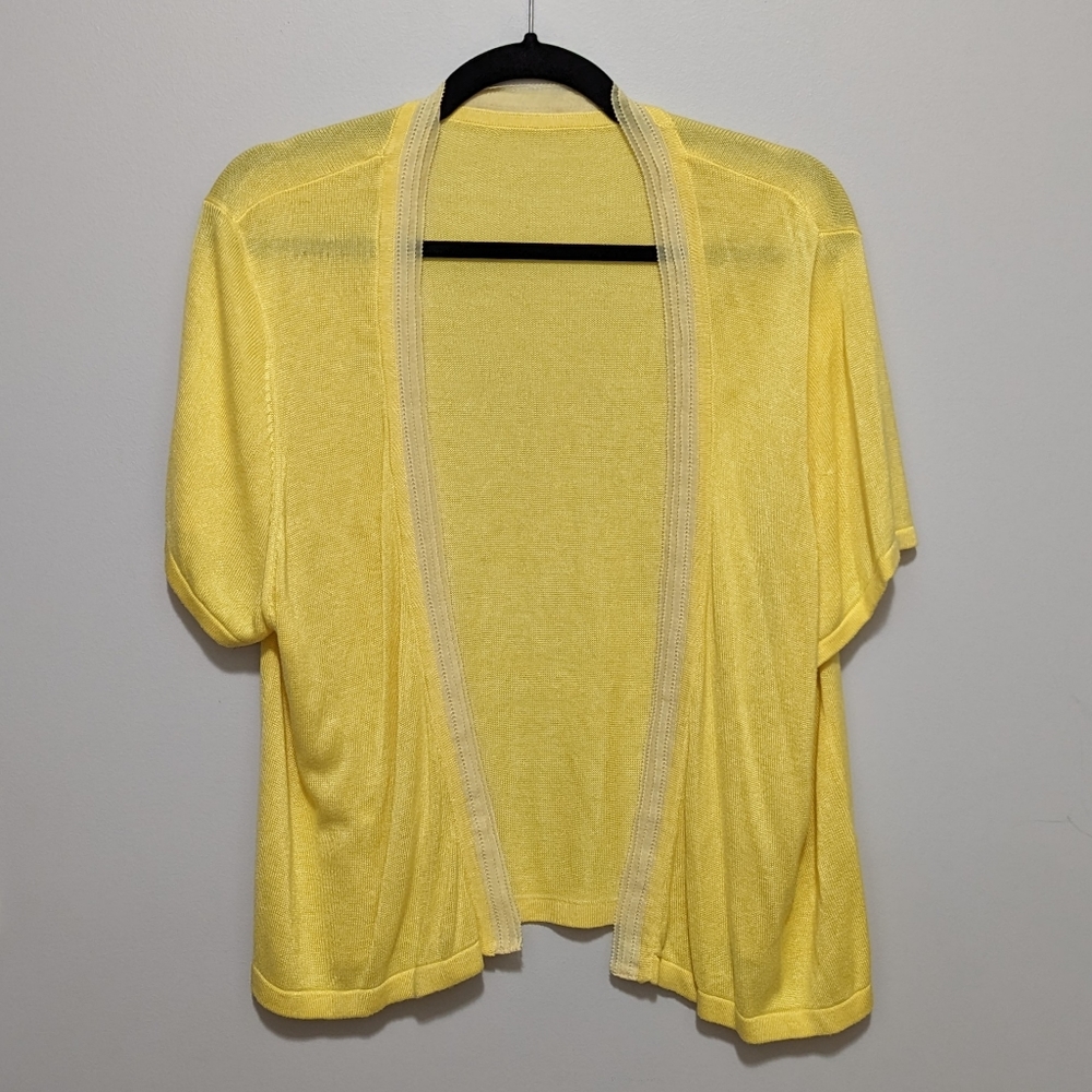 Short sleeved cardigan